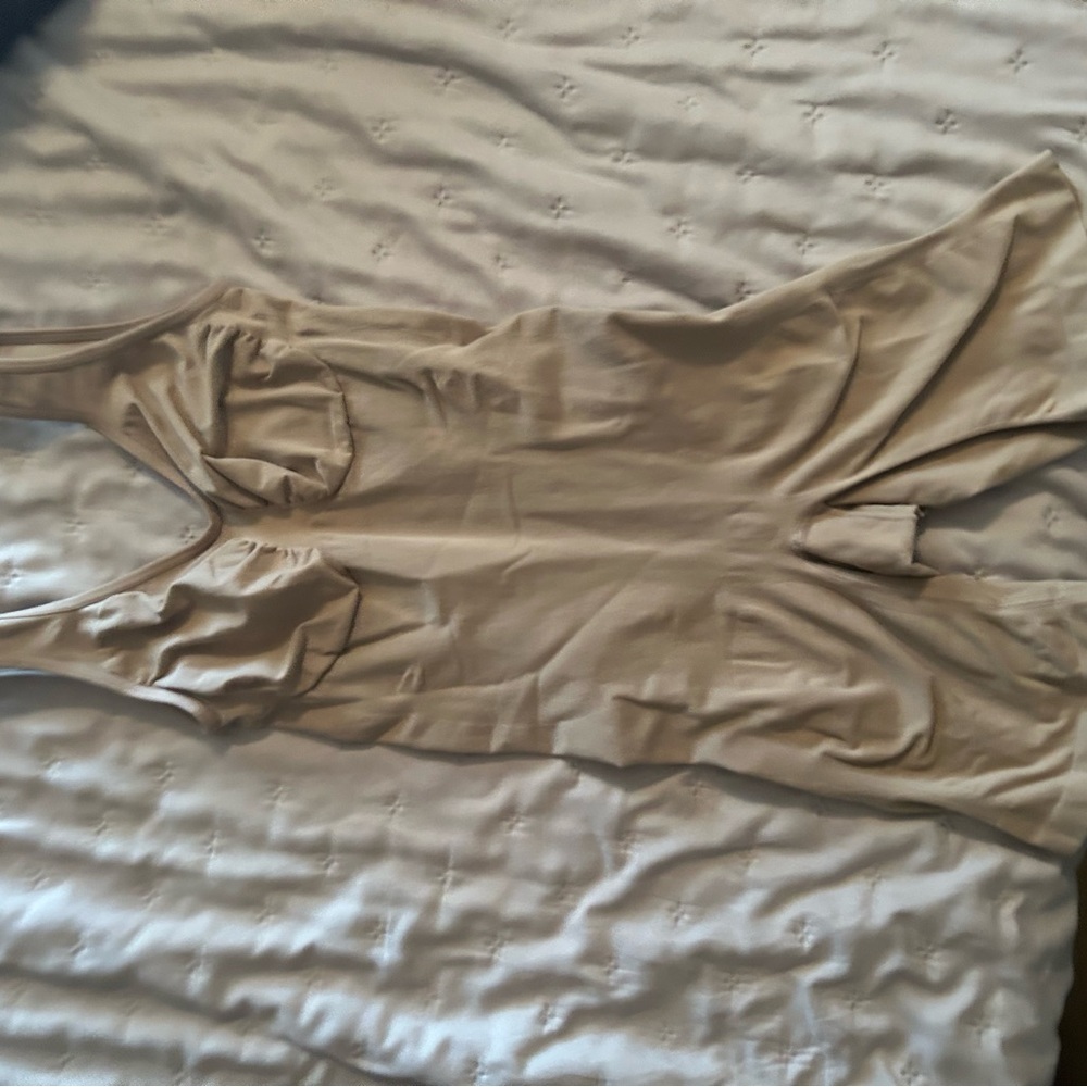 Beige Sleeveless Shape wear